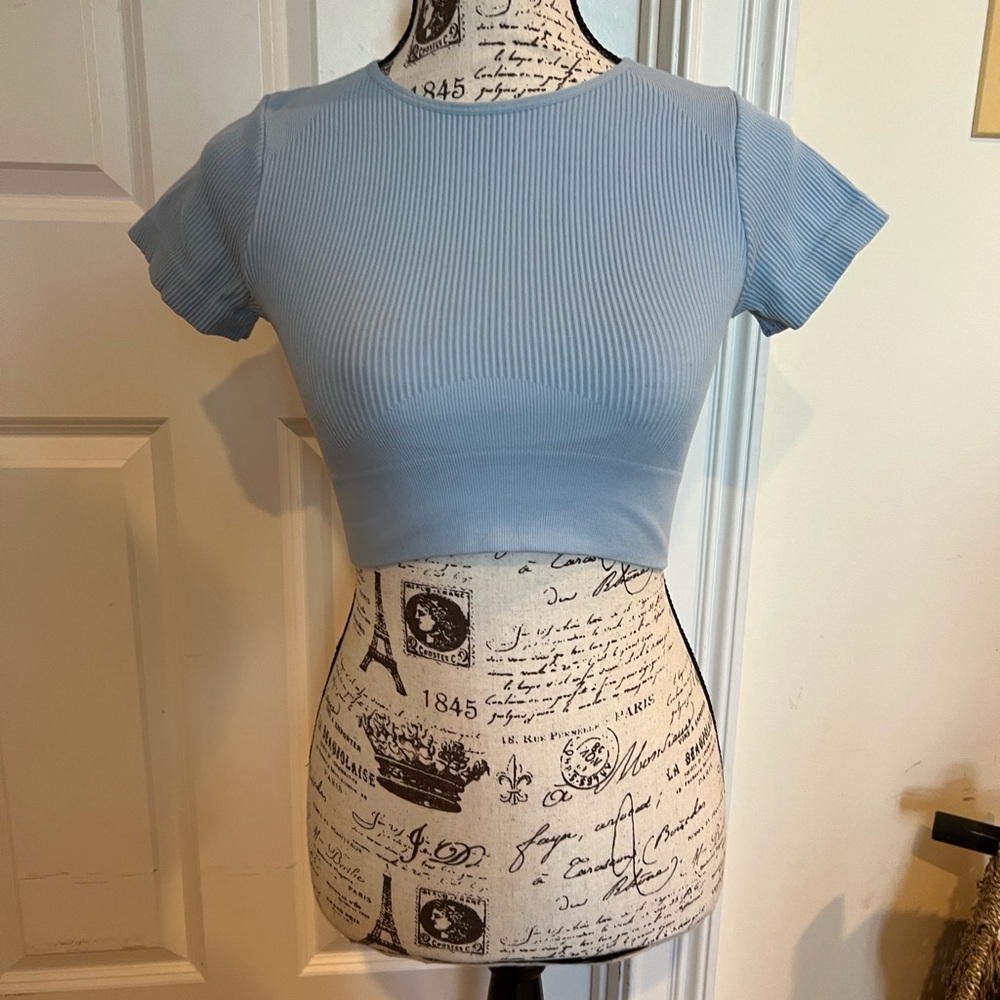 Garage Women's light blue Crop Top